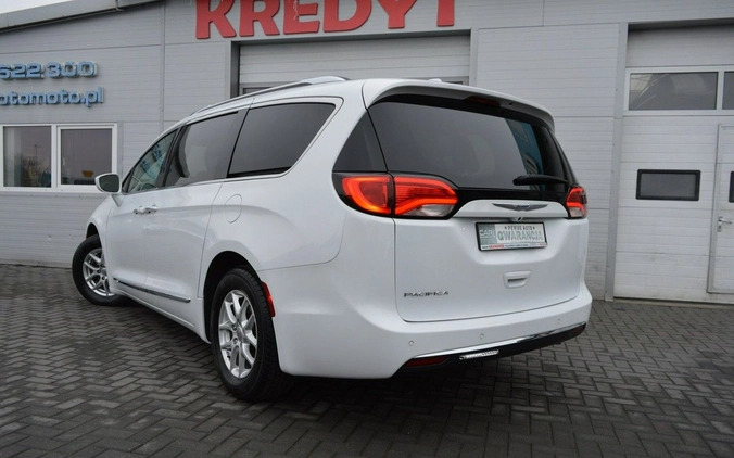 Chrysler Pacifica cena 125000 przebieg: 119000, rok produkcji 2020 z Hrubieszów małe 742